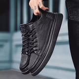 Men's Versatile Leather Sneakers - Black